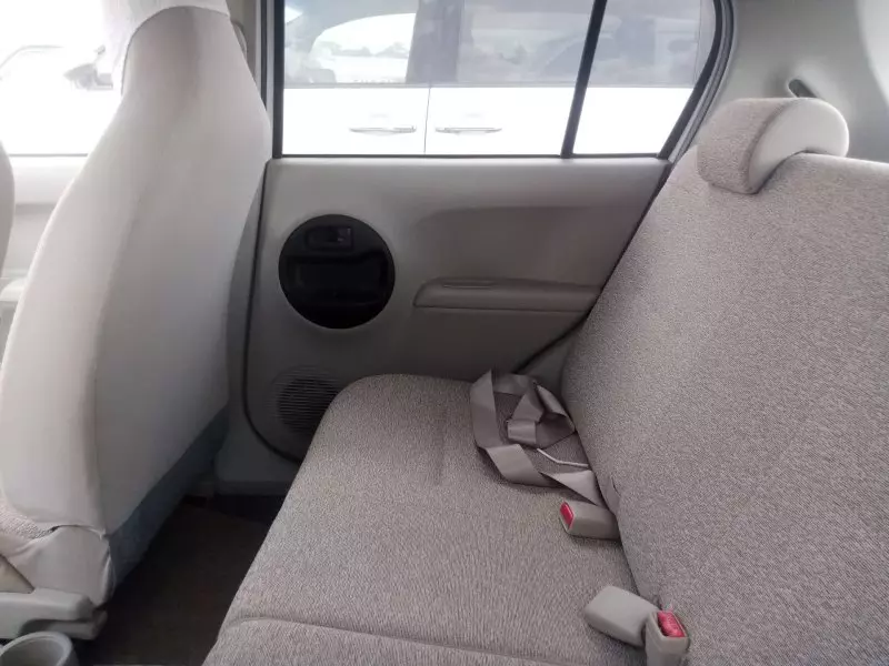 Toyota Passo   - 2012