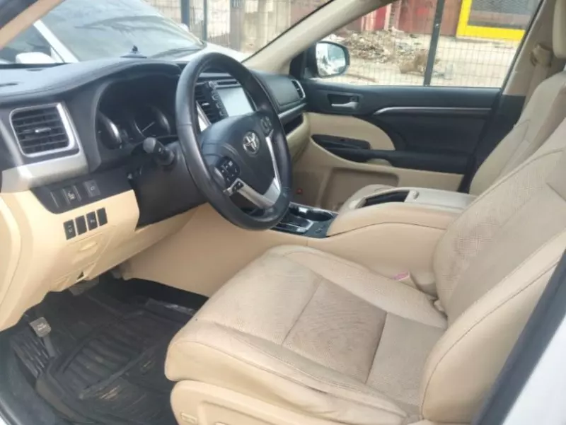 TOYOTA Highlander   - 2014