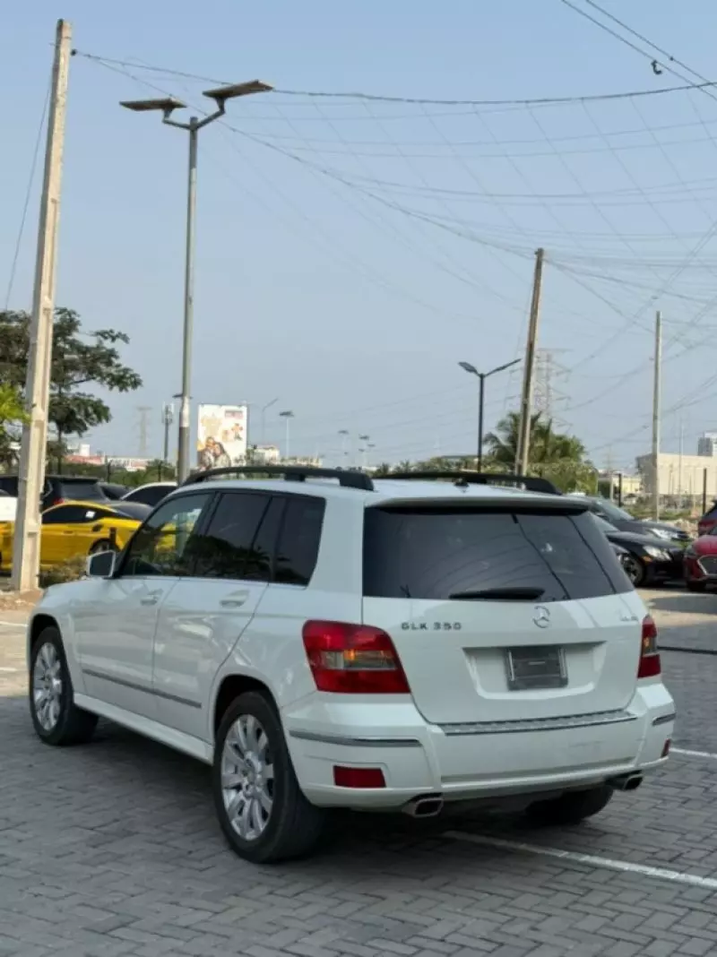 Mercedes-Benz GLK 350   - 2012