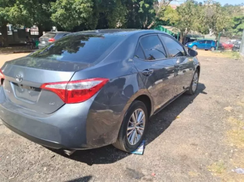 Toyota Corolla   - 2015