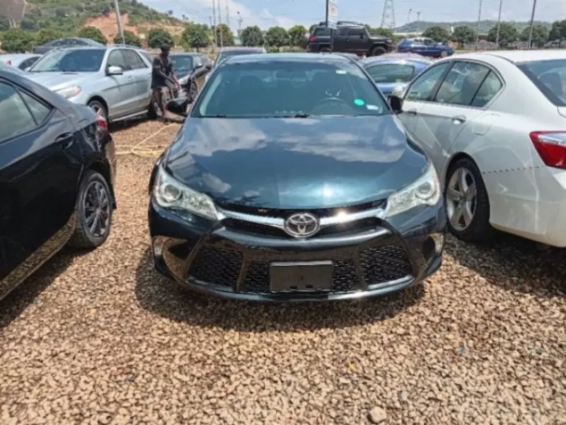 TOYOTA Camry   - 2016