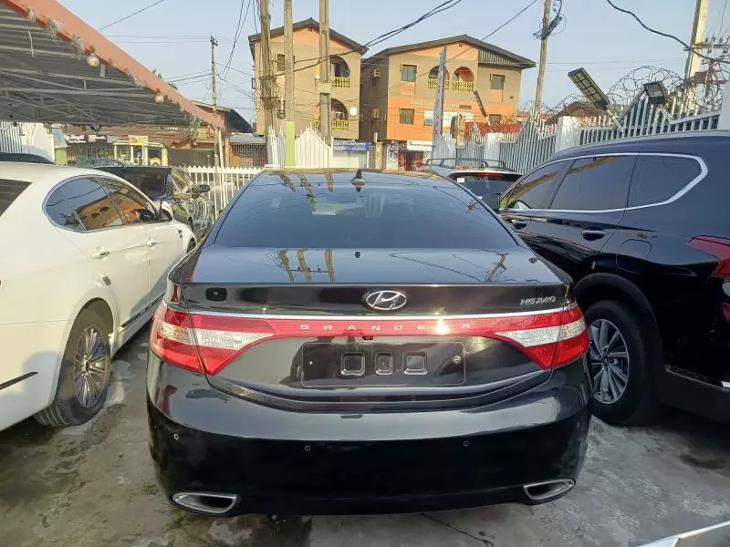 Hyundai Grandeur   - 2014