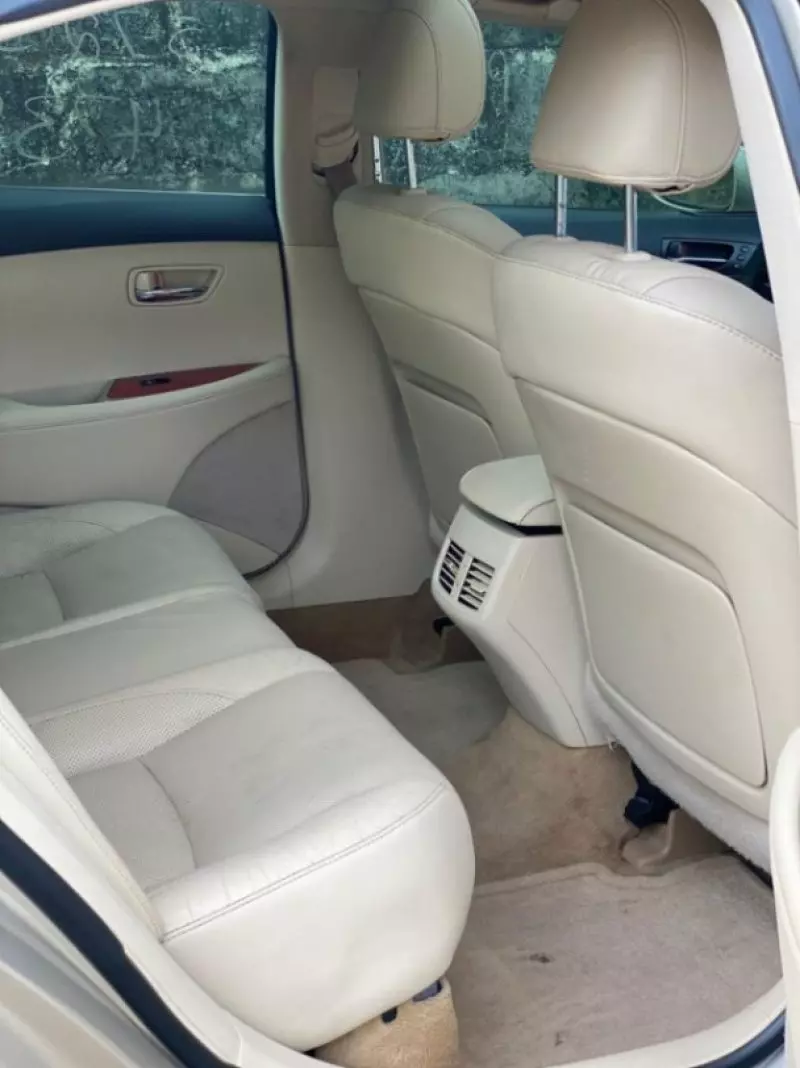 Lexus ES   - 2012
