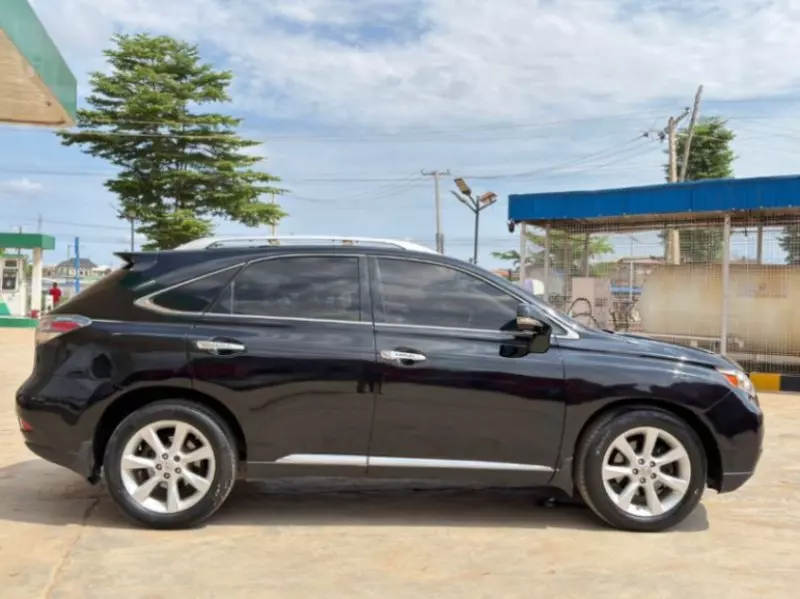 Lexus RX - 2010