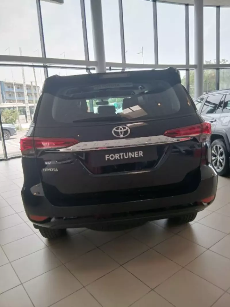 Toyota Fortuner   - 2026