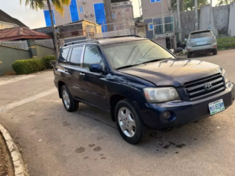 TOYOTA Highlander   - 2004
