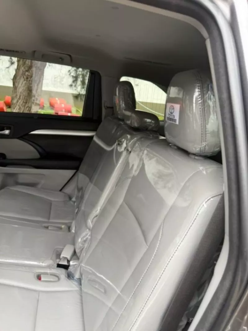 TOYOTA Highlander   - 2018