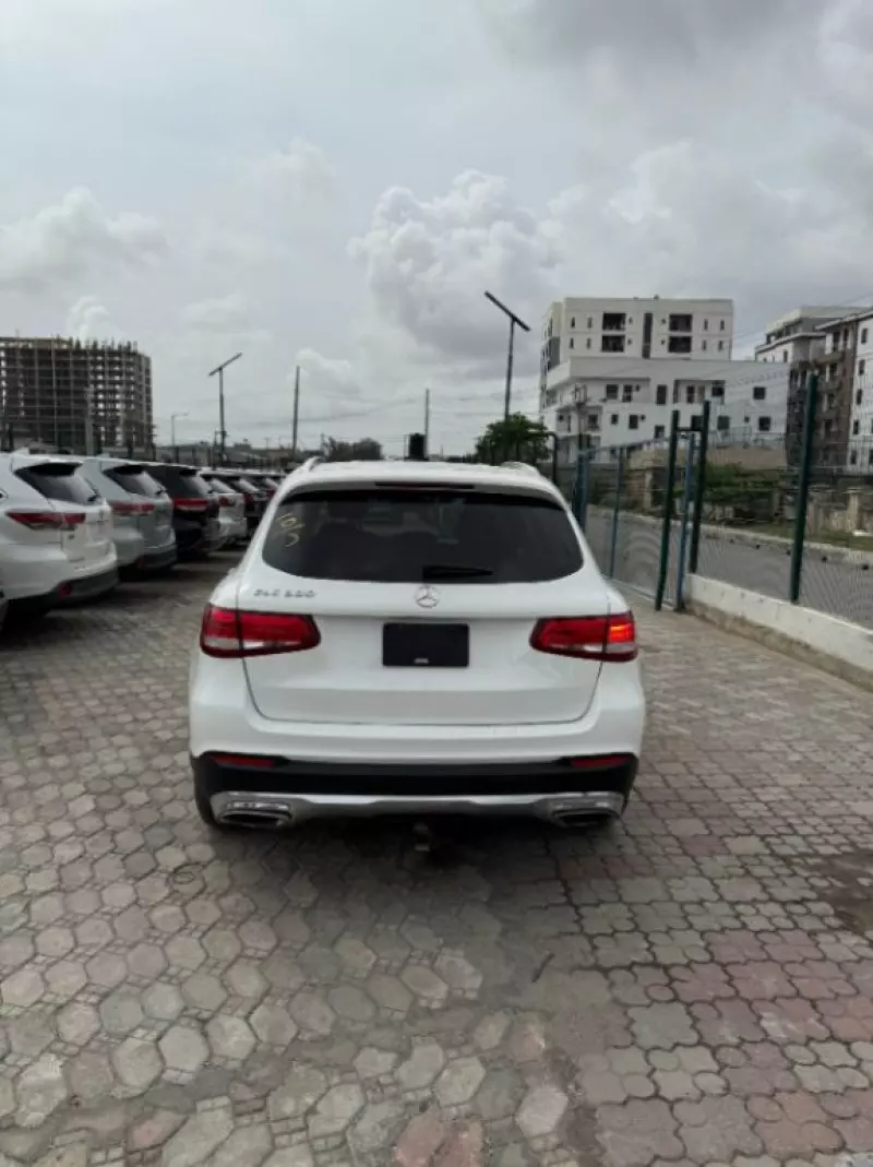 Mercedes-Benz GLC-Class   - 2016