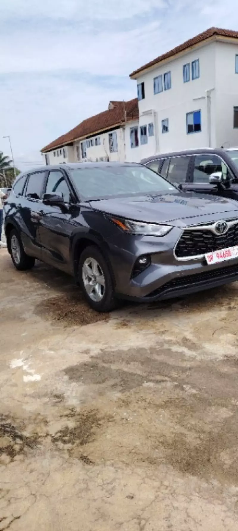 Toyota Highlander   - 2023