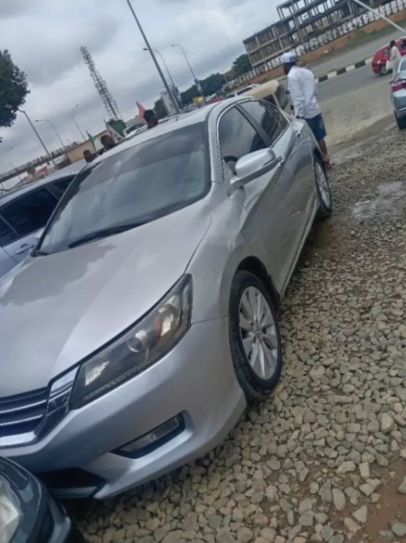 Honda Accord   - 2014