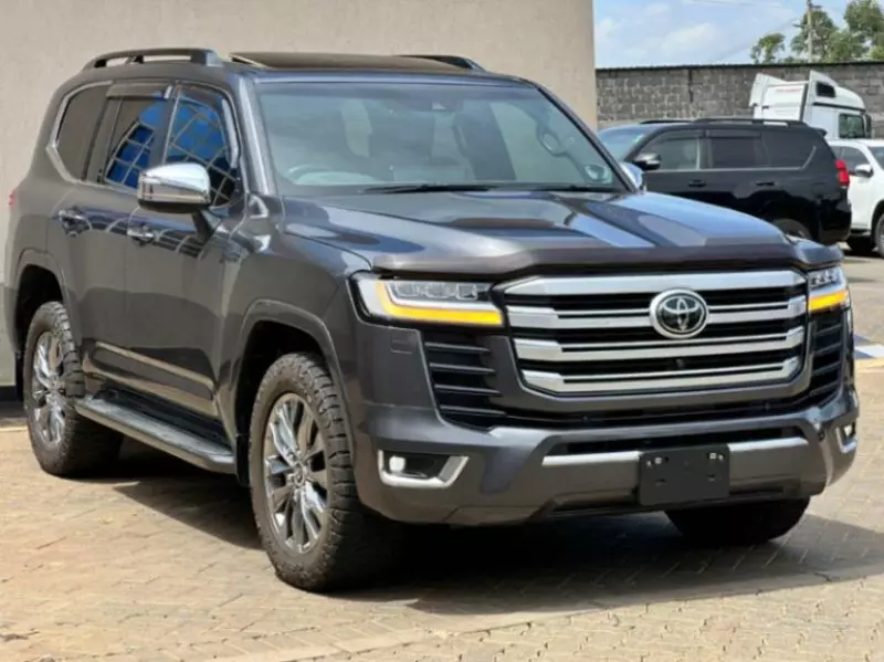 Toyota LAND CRUISER 300 LC300   - 2021