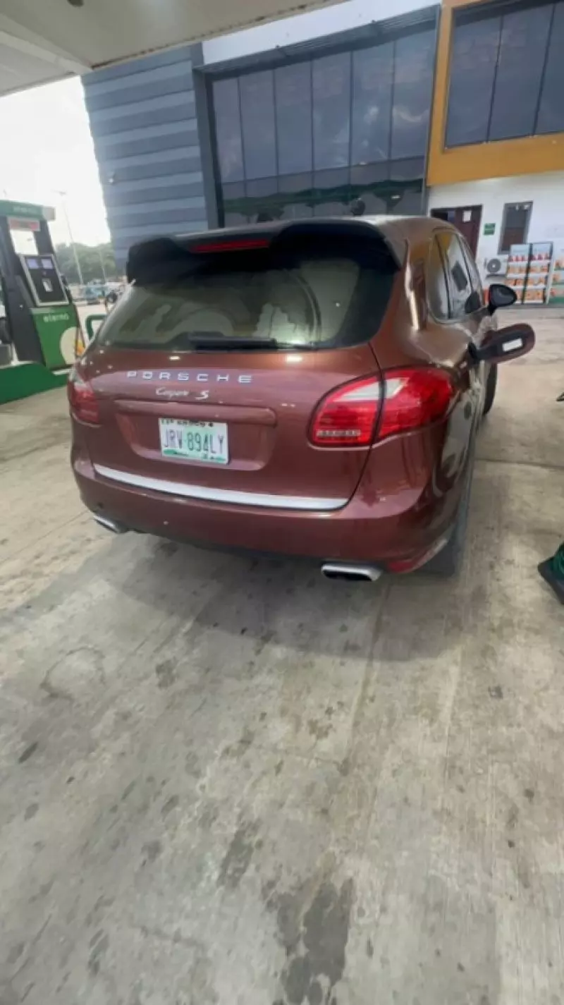 PORSCHE Cayenne - 2013