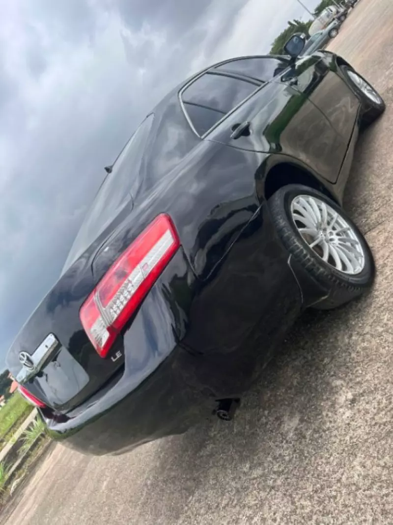 TOYOTA Camry   - 2009