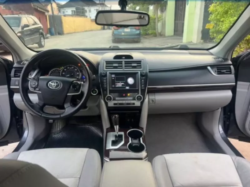 TOYOTA Camry   - 2014