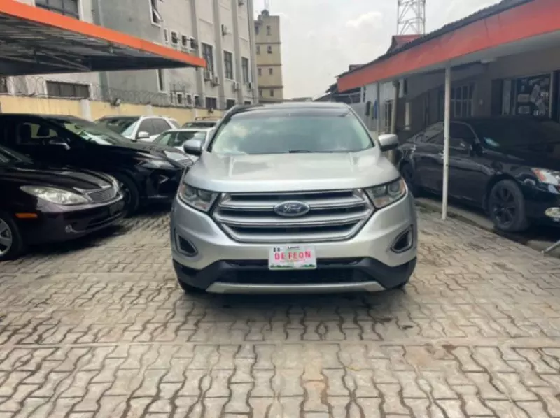 Ford Edge   - 2016