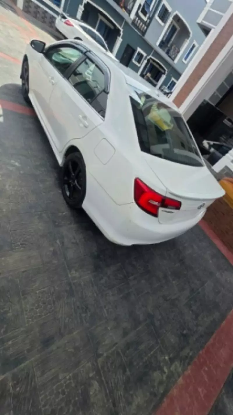 TOYOTA Camry   - 2012