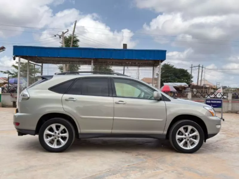 Lexus RX - 2009