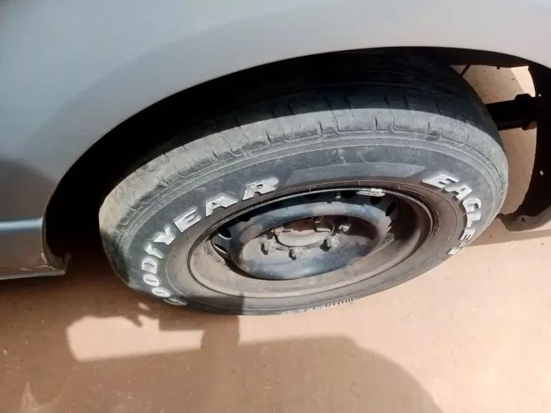 Toyota Hiace   - 2014