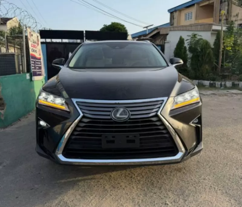 Lexus RX   - 2017