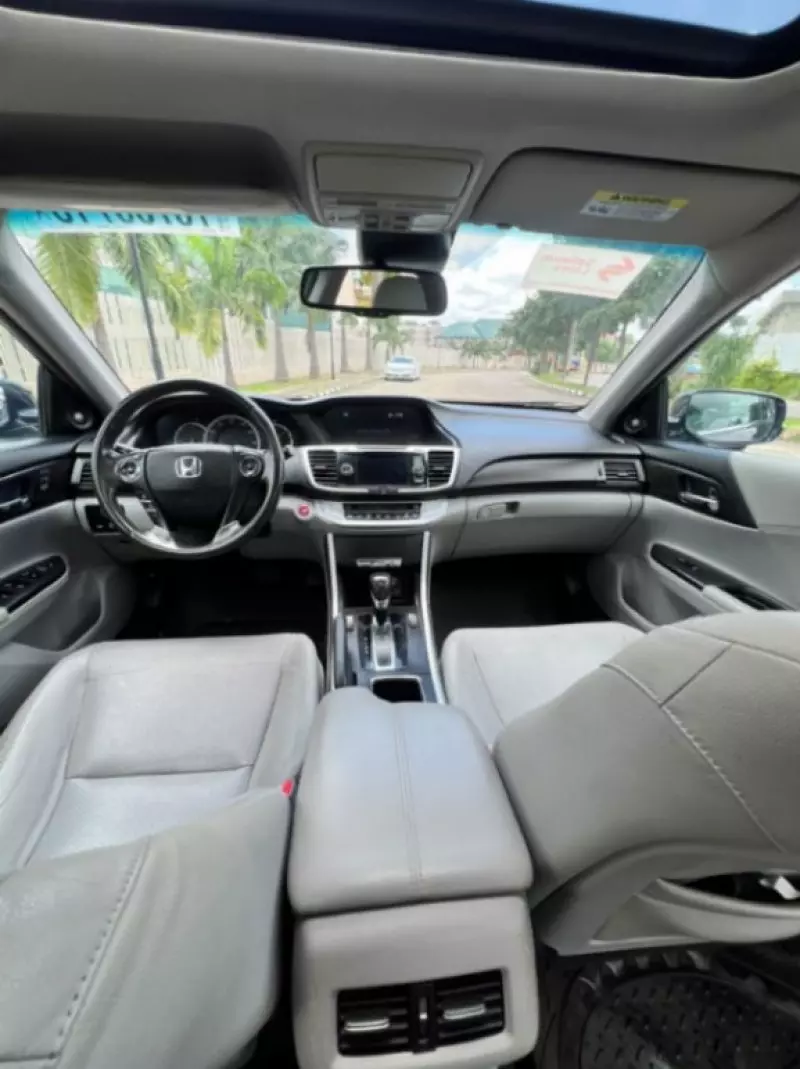 Honda Accord   - 2013