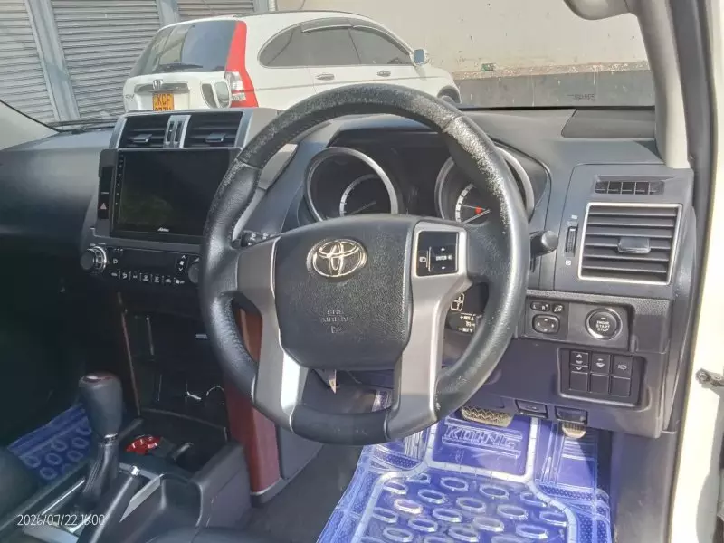 TOYOTA Landcruiser Prado   - 2016