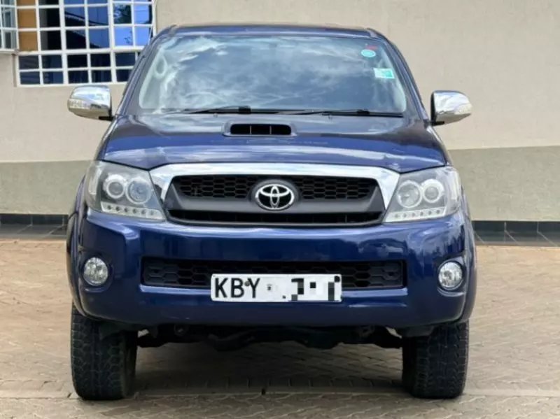 Toyota Hilux   - 2007