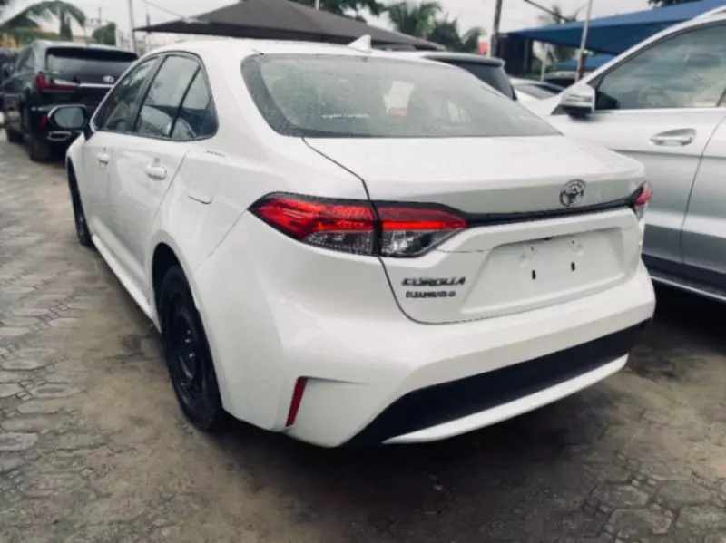 Toyota Corolla   - 2021