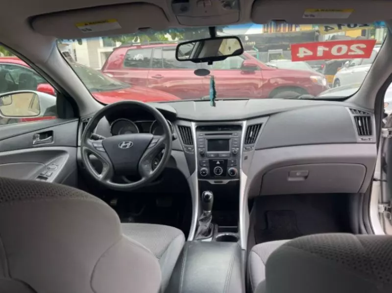 Hyundai Sonata   - 2015