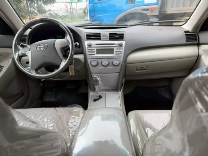 TOYOTA Camry - 2011