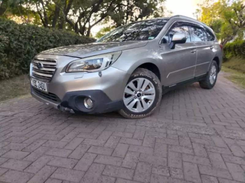 Subaru Outback   - 2015