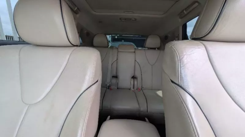 TOYOTA Venza   - 2010