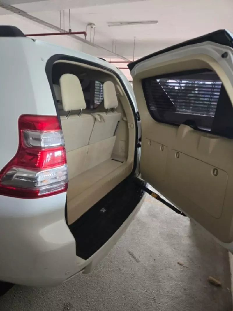 Toyota Landcruiser Prado   - 2016