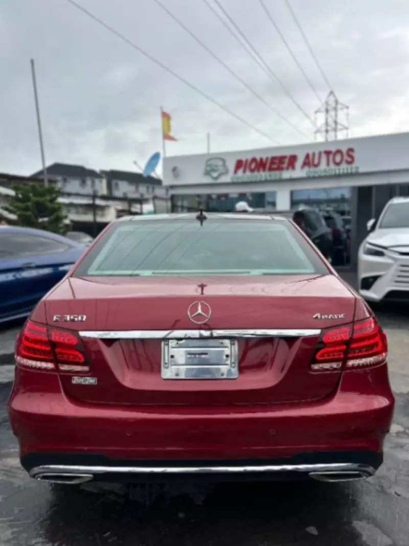 Mercedes-Benz E-Class   - 2014