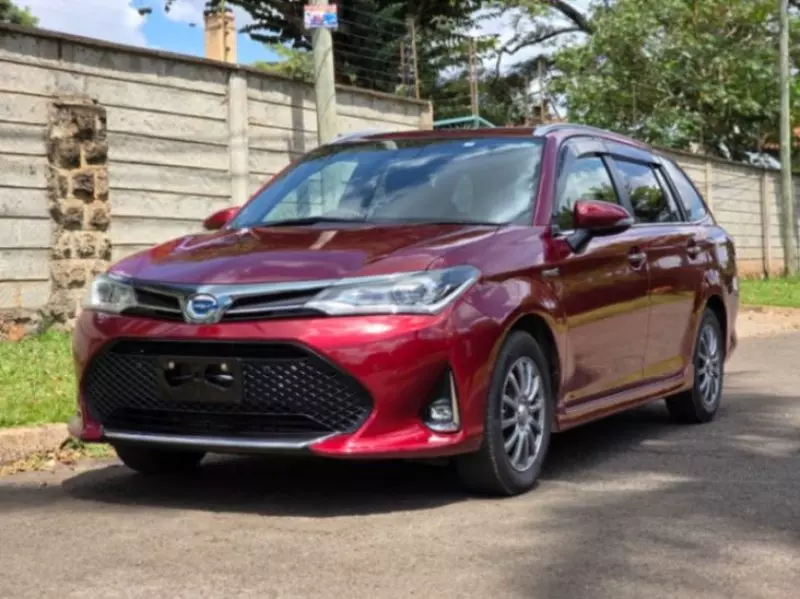 Toyota Fielder hybrid    - 2018