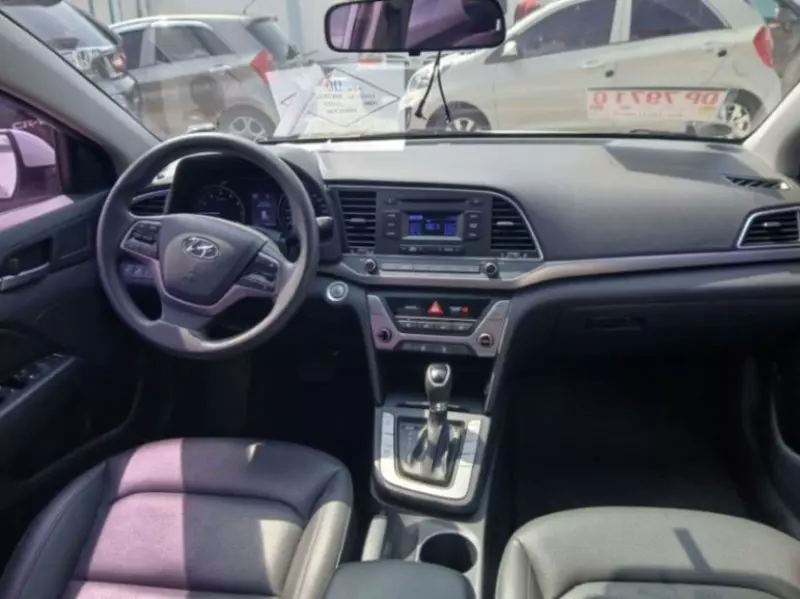 Hyundai Elantra   - 2018
