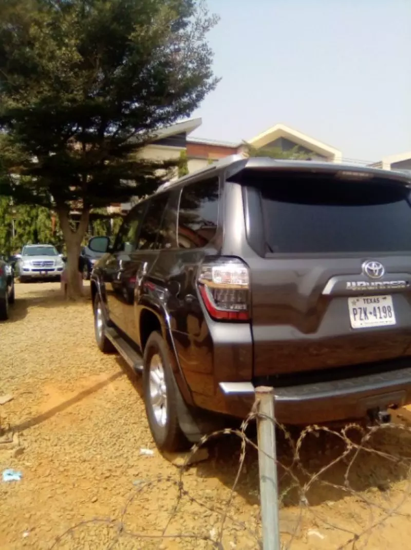 Toyota 4Runner   - 2018