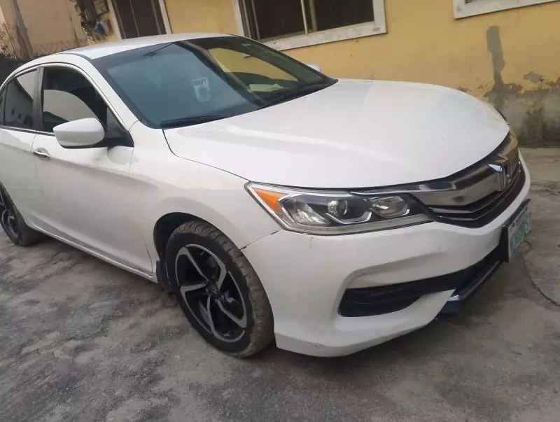Honda Accord   - 2013