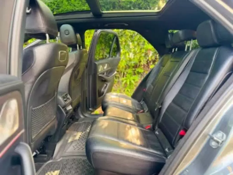 Mercedes-Benz GLE 300   - 2020
