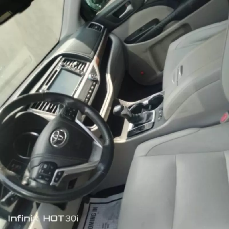 TOYOTA Highlander   - 2016