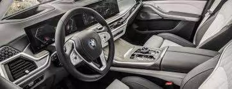 BMW X7   - 2024