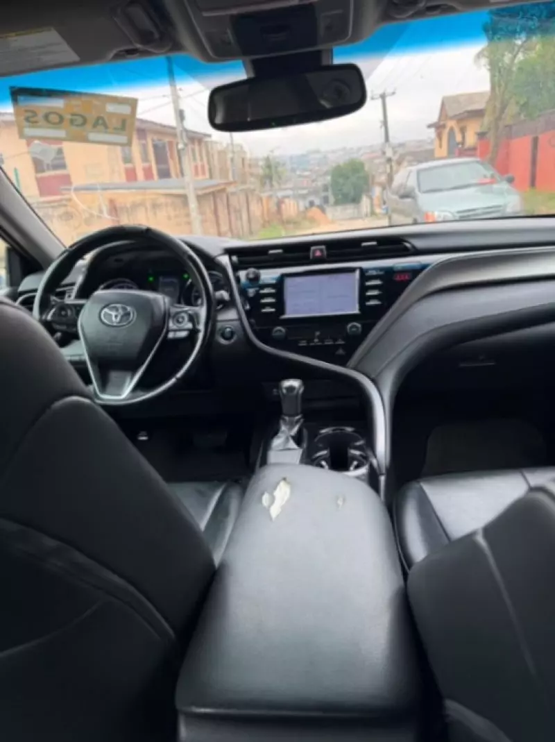 TOYOTA Camry   - 2019