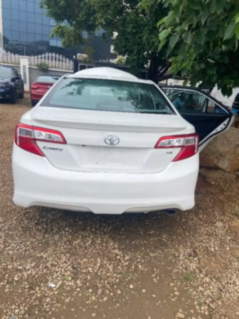 TOYOTA Camry   - 2014
