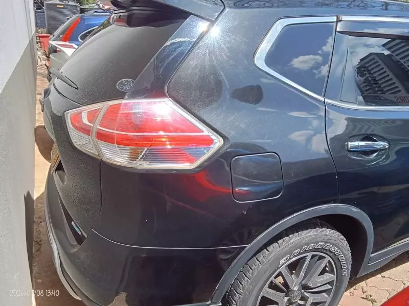 Nissan X-Trail   - 2014