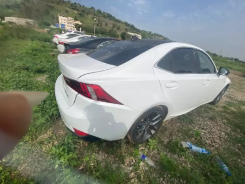 Lexus IS   - 2014