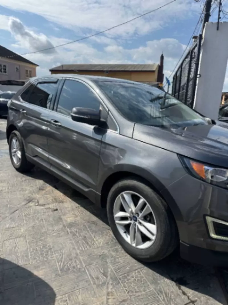 Ford Edge   - 2015