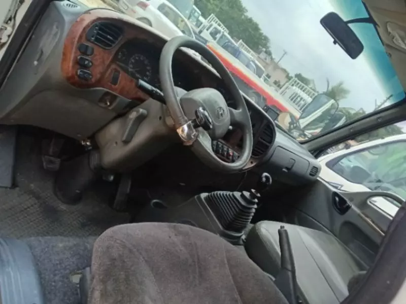 Hyundai Mighty   - 2010