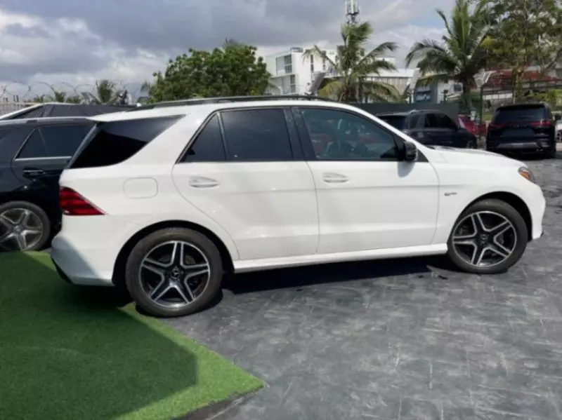 Mercedes-Benz GLC 43 AMG   - 2018