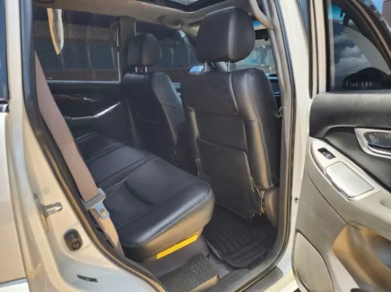 Toyota Land Cruiser   - 2006