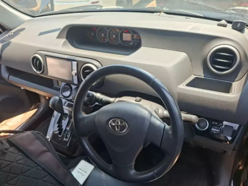 TOYOTA Rumion   - 2012