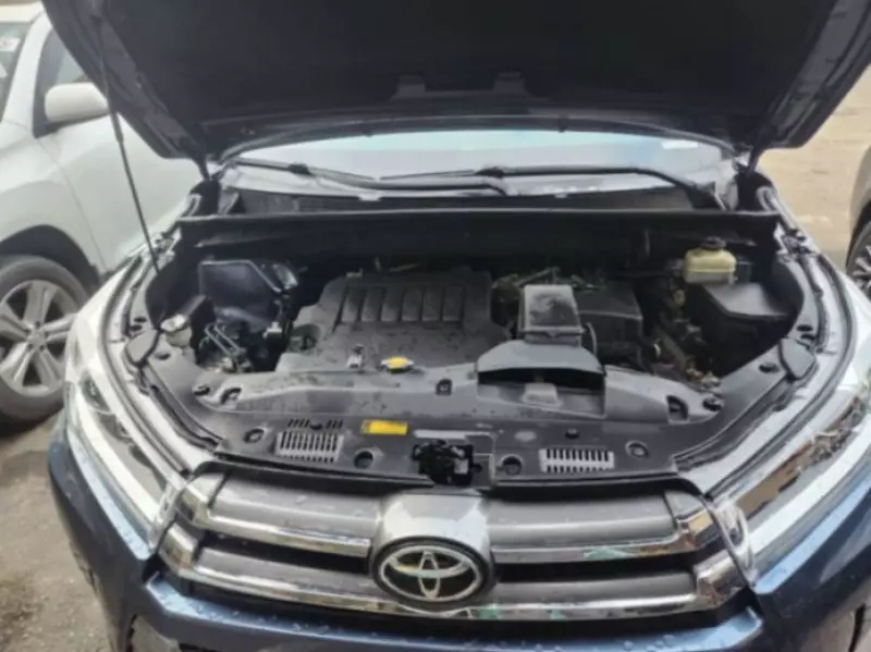TOYOTA Highlander   - 2015